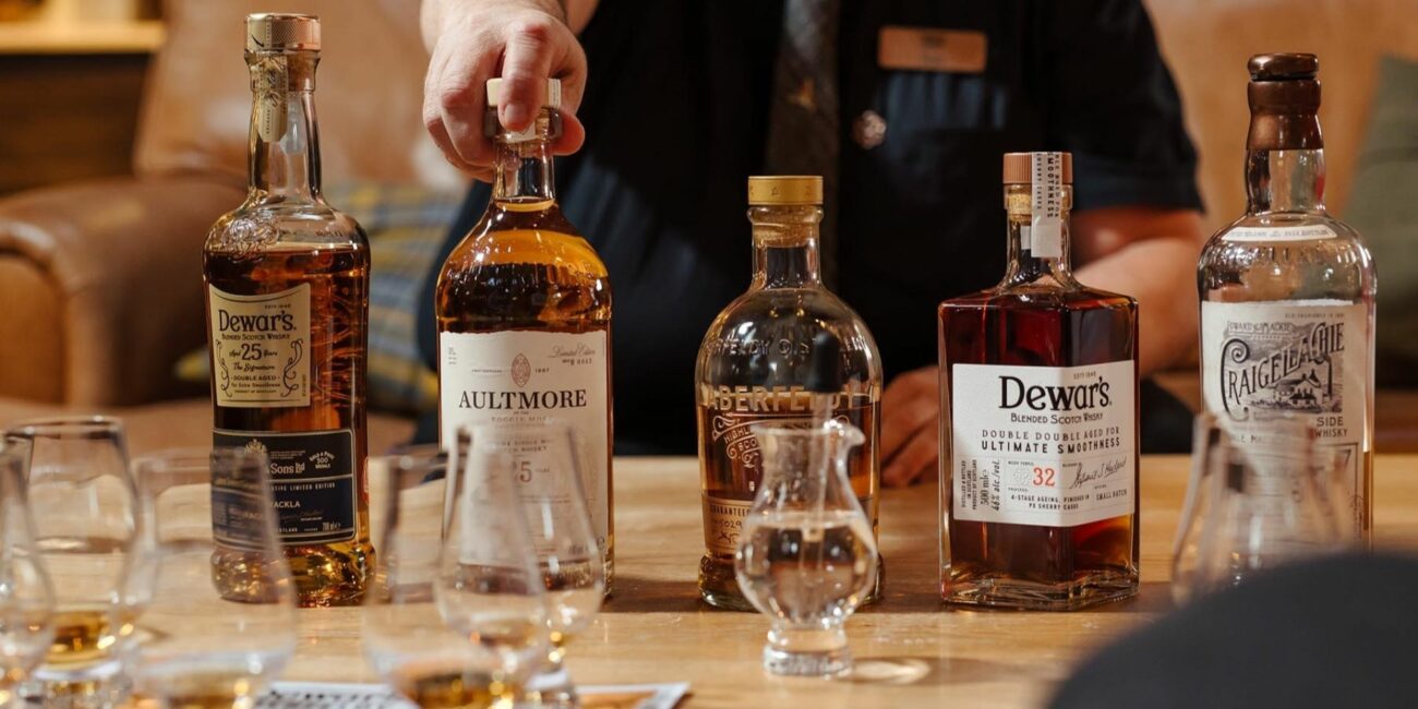 Dewars Aberfeldy Distillery Whisky Tour Daktent op Reis